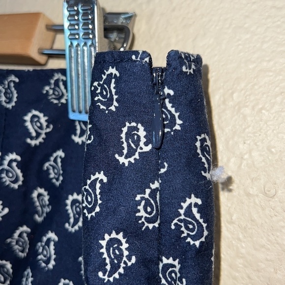 Women’s BASS cotton business casual classic paisley graphic side zip skirt sz 12 - Picture 3 of 5